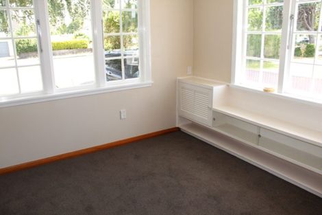 Photo of property in 22 Park Road, West End, Palmerston North, 4412