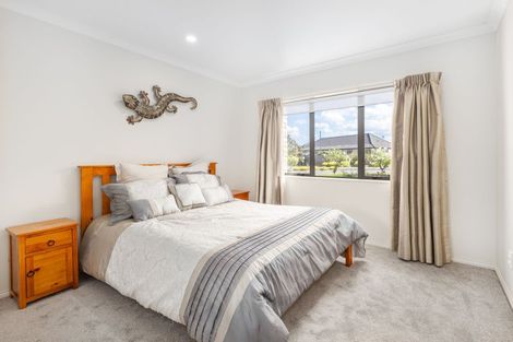 Photo of property in 2 Georgia Grove, Paraparaumu, 5032