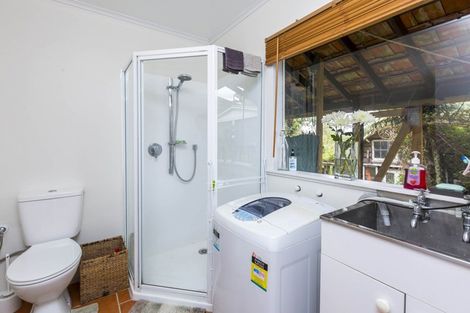 Photo of property in 43 Wyndham Road, Pinehaven, Upper Hutt, 5019