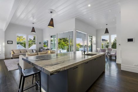 Photo of property in 306 Jervois Road, Herne Bay, Auckland, 1011