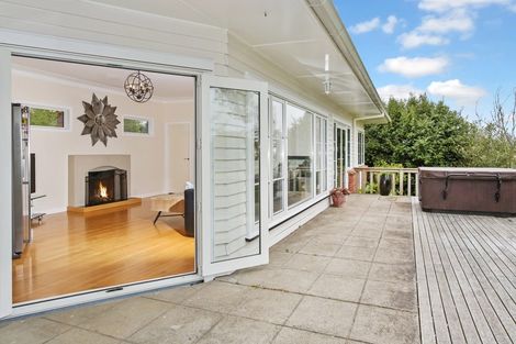 Photo of property in 15 Brian Wood Lane, Karaka, Papakura, 2580