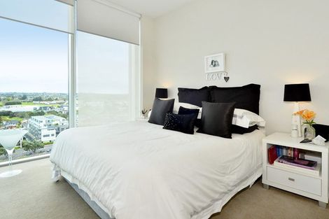 Photo of property in Sentinel Apartments, 1105/3 Northcroft Street, Takapuna, Auckland, 0622
