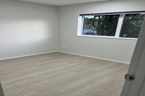 Photo of property in 28d Halberg Street, Glenfield, Auckland, 0629