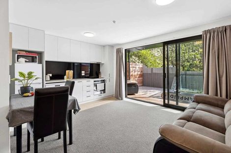 Photo of property in Northlight Apartments, 2/14 Fryer Street, Queenstown, 9300
