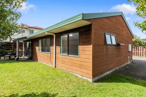 Photo of property in 77b Dickson Road, Papamoa Beach, Papamoa, 3118