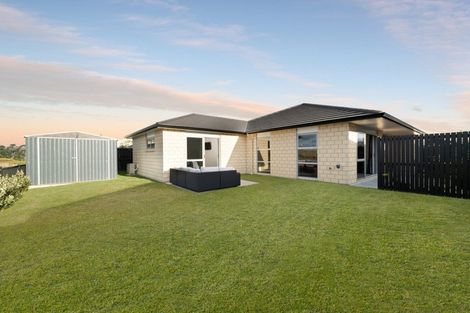 Photo of property in 147 Penetaka Heights, Pyes Pa, Tauranga, 3112