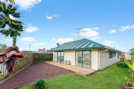 Photo of property in 1/8 Nerissa Place, Randwick Park, Auckland, 2105