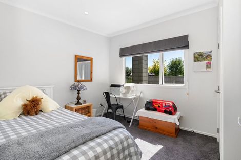 Photo of property in 21 Okarito Avenue, Levin, 5510