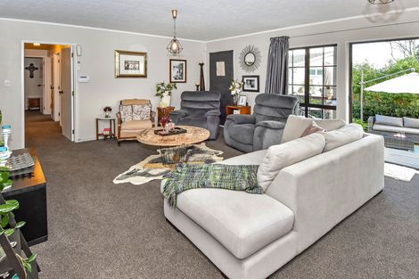 Photo of property in 30 Lorelei Place, Opaheke, Papakura, 2113