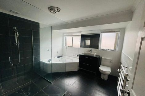 Photo of property in 50 Rathmar Drive, Manurewa, Auckland, 2105