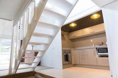 Photo of property in 3/105 Birkenhead Avenue, Birkenhead, Auckland, 0626