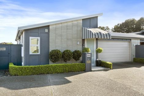 Photo of property in 11 Lennon Way, Papamoa Beach, Papamoa, 3118