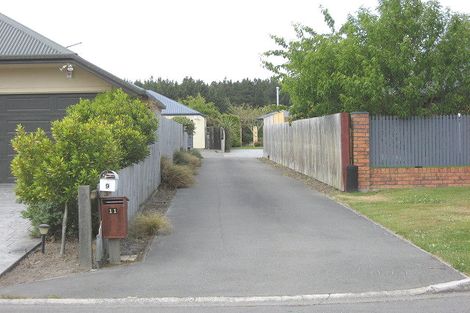 Photo of property in 9 Monterey Place, Parklands, Christchurch, 8083