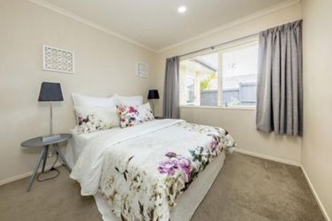 Photo of property in 12 Ironstone Place, Randwick Park, Auckland, 2105