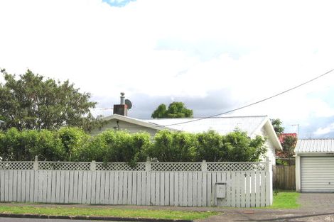 Photo of property in 3/101 Titirangi Road, New Lynn, Auckland, 0600