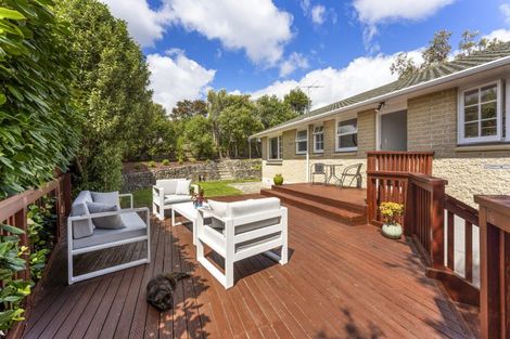 Photo of property in 15 Sunbrae Drive, Silverstream, Upper Hutt, 5019