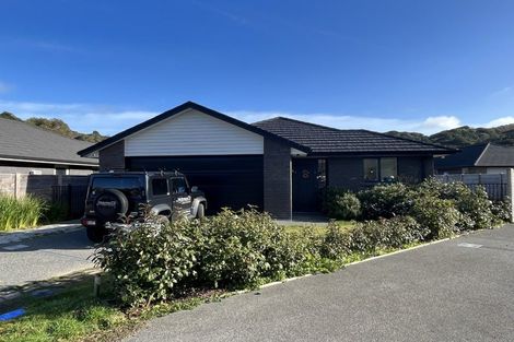 Photo of property in 12 Tide Lane, Whitby, Porirua, 5024