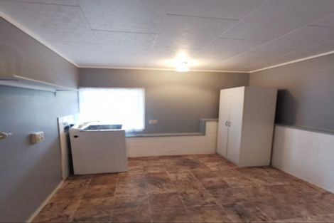 Photo of property in 14 Annison Avenue, Glen Eden, Auckland, 0602