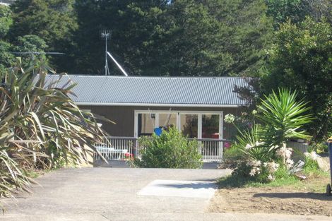 Photo of property in 38 Greendale Spur, Glenfield, Auckland, 0629
