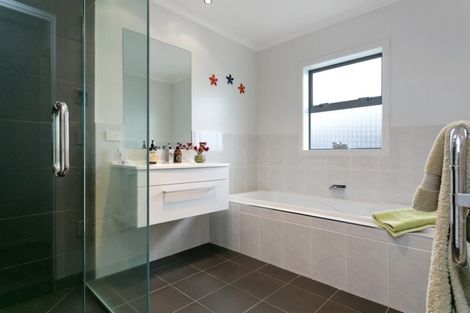 Photo of property in 18 Tulip Drive, Cambridge, 3434