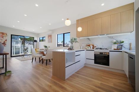 Photo of property in 72 Opoka Street, Papakura, 2110