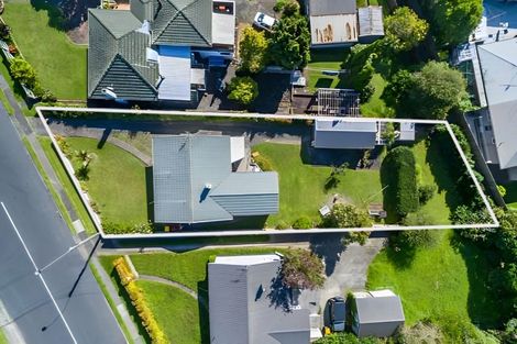 Photo of property in 14 Exmouth Road, Northcote, Auckland, 0627