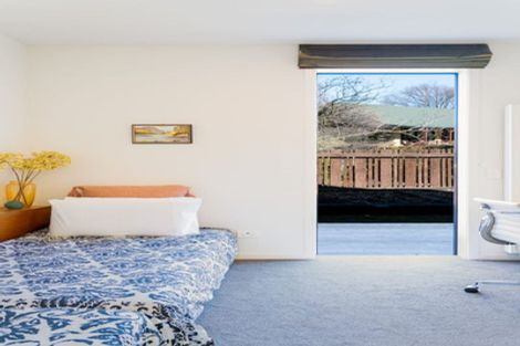 Photo of property in 10 Preston Drive, Arrowtown, 9302