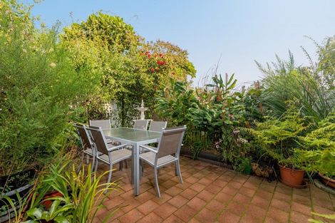 Photo of property in 16b Kinross Place, Mount Maunganui, 3116