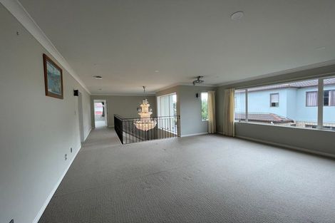 Photo of property in 32 Kaseng Place, East Tamaki Heights, Auckland, 2016