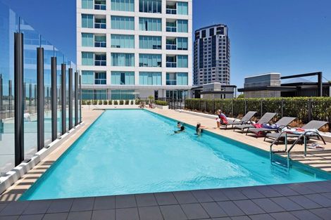 Photo of property in Sentinel Apartments, 506/3 Northcroft Street, Takapuna, Auckland, 0622