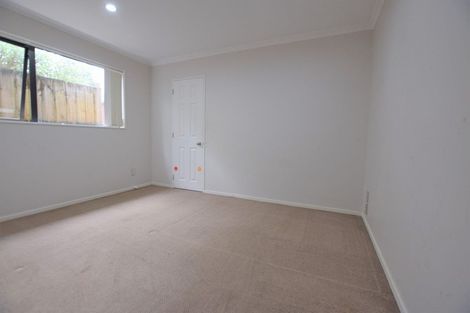 Photo of property in 16b Airdrie Road, Ranui, Auckland, 0612