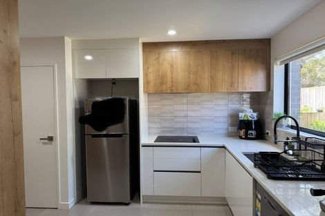 Photo of property in 7/4017 Great North Road, Glen Eden, Auckland, 0602