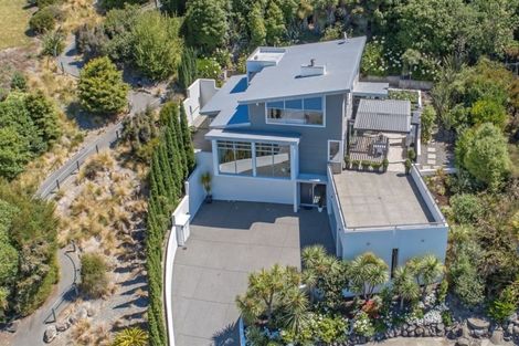 Photo of property in 15 Challenger Lane, Redcliffs, Christchurch, 8081