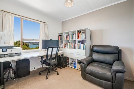 Photo of property in 29 Melandra Road, Stanmore Bay, Whangaparaoa, 0932