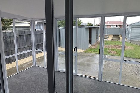 Photo of property in 124 Springs Road, Hornby, Christchurch, 8042