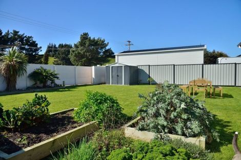 Photo of property in 30 Hamilton Drive, Wainui, Gisborne, 4010