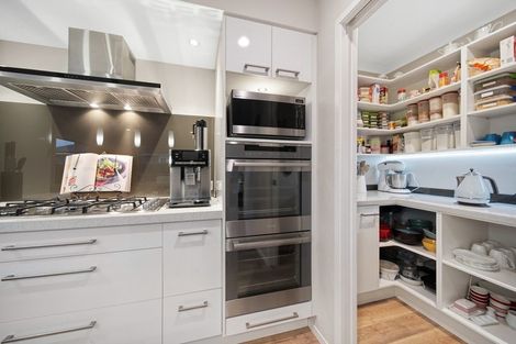 Photo of property in 30 Helenslee Road, Pokeno, 2402