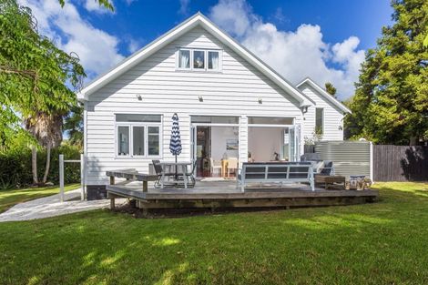 Photo of property in 10a Olwyn Place, Greenhithe, Auckland, 0632