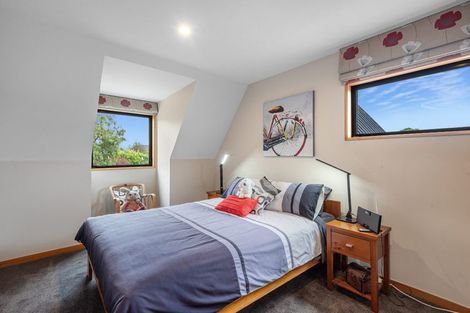 Photo of property in 24 Highland Place, Avonhead, Christchurch, 8042