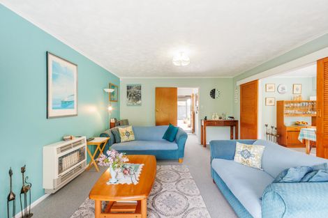 Photo of property in 9 Baton Place, Highbury, Palmerston North, 4412