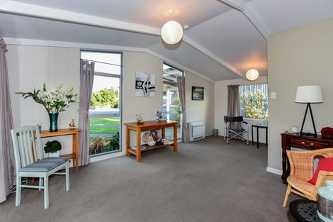 Photo of property in 5a Le Fleming Street, Darfield, 7510