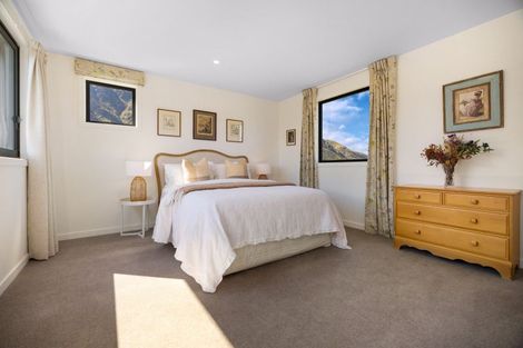Photo of property in 47 Jacks Point Rise, Jacks Point, Queenstown, 9371