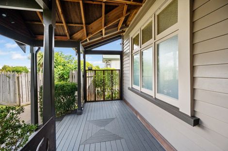 Photo of property in 181 Vigor Brown Street, Napier South, Napier, 4110