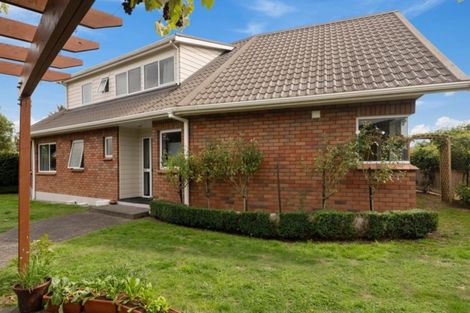 Photo of property in 25 Mark Place, Lynmore, Rotorua, 3010