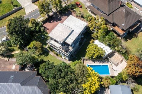 Photo of property in 7 Evelyn Road, Cockle Bay, Auckland, 2014
