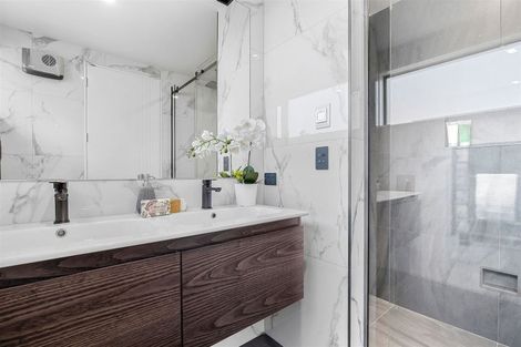 Photo of property in 30b Glandovey Road, Fendalton, Christchurch, 8052