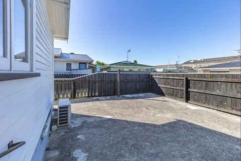 Photo of property in 36 Salisbury Street, Levin, 5510