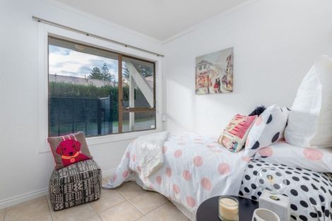 Photo of property in 11 Noel Avenue, Orewa, 0931