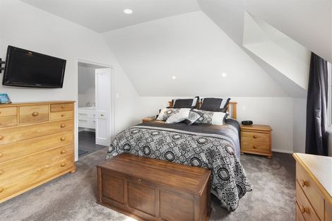 Photo of property in 238 Withells Road, Avonhead, Christchurch, 8042