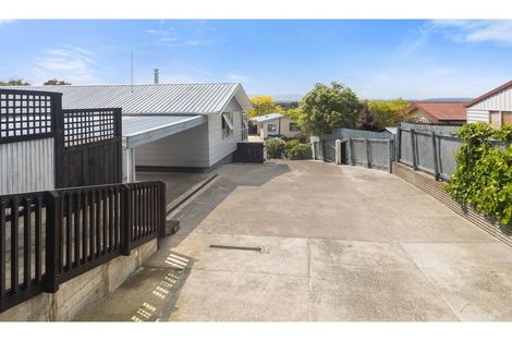 Photo of property in 20 Heatherlea Heights, Feilding, 4702